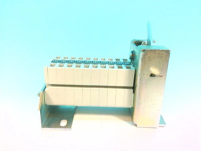ABB UXAB309300312 — Miniature Circuit Breakers (MCB) (image 2)