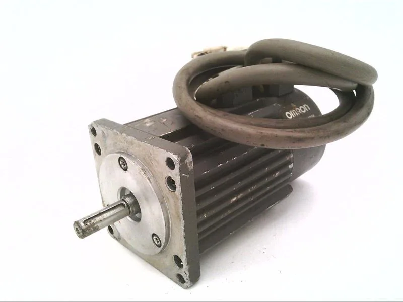 Omron R88M-R10030 — Servo Motors