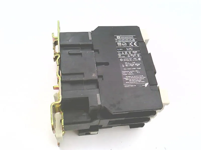 Schneider Electric LC1D6511G6 (image 2)