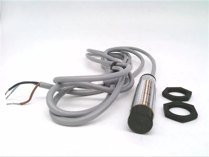 Schneider Electric XSA-H08713 — Proximity Sensors (image 2)