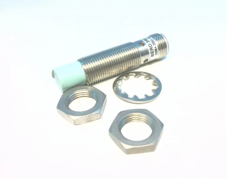 Siemens 3RG46223AN61 — Proximity Sensors (image 3)
