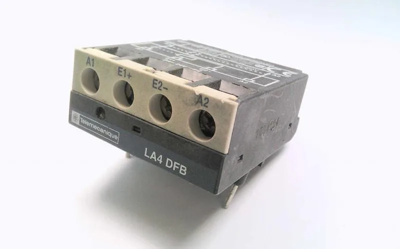 Schneider Electric LA4DFB (image 4)