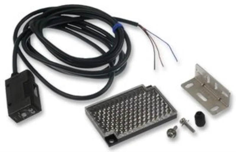Omron E3S-AR61 — Photoelectric Sensors