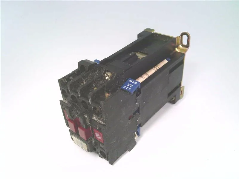Schneider Electric LP1-D123JA65 — Contactors (image 2)