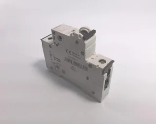 Siemens 5SY3106-7 — 1-Pole MCB (DIN Rail) (image 2)