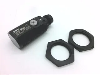 Omron E3FADP22 — Photoelectric Sensors (image 2)