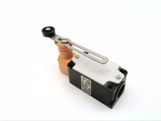 Siemens 3SE3170-1UW — Limit Switches (image 2)
