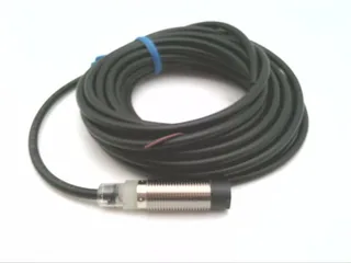 Omron E2B-M12KN08-WP-B1 5M — Proximity Sensors (image 2)