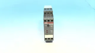 ABB 1SVR430710R0200 — Solid State Relays (image 2)