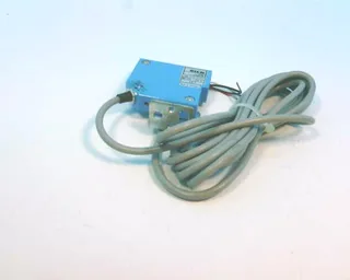 SICK WL-10-731 — Photoelectric Sensors (image 3)
