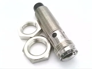 Omron E2AM12KN08M1B1 — Proximity Sensors