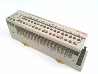 Omron G700-UID16 — PLC I/O & Expansion Modules (image 2)
