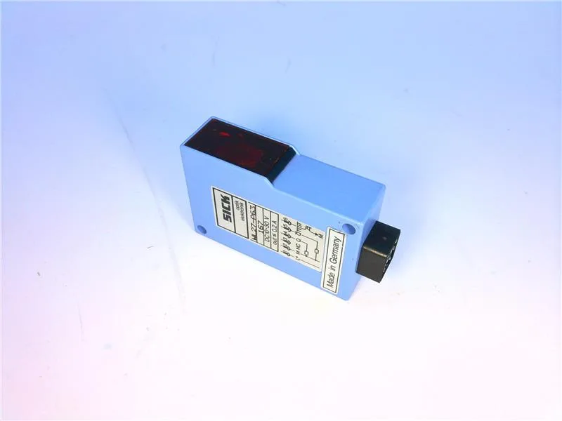 SICK WL27-P63-167 — Photoelectric Sensors (image 2)