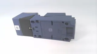 Schneider Electric XS8C4A1MPP20 — Proximity Sensors (image 3)
