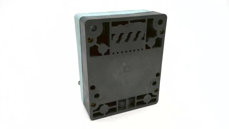 Siemens 3RG40436KD002AA0 — Proximity Sensors (image 2)