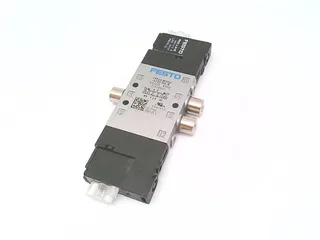 Festo CPE10-M1BH-5/3G-M5-B
