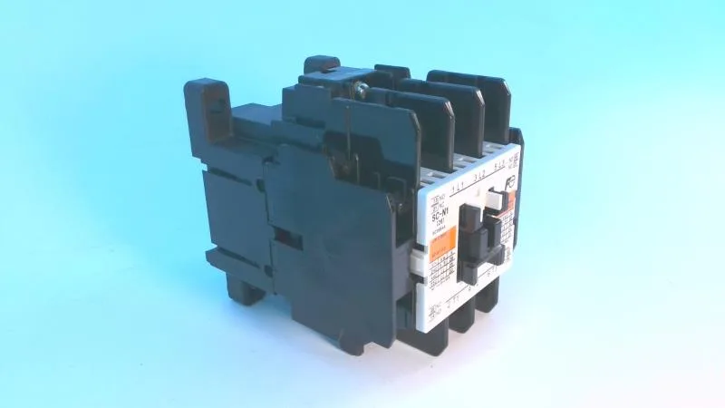 Fuji Electric SC25BAA-122 — Contactors