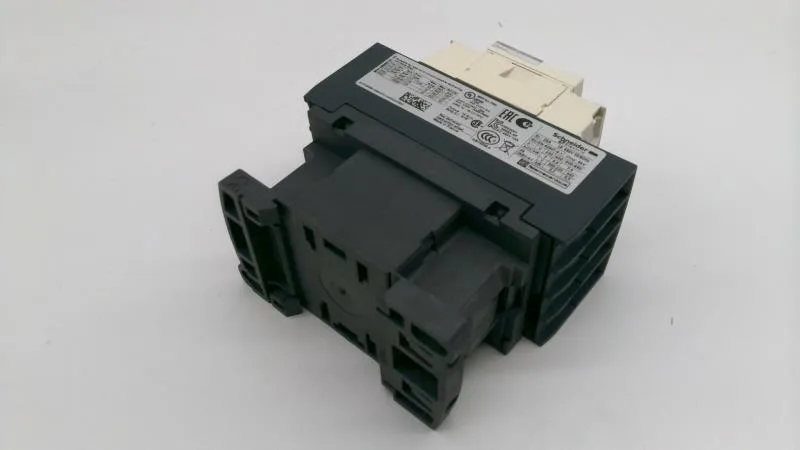 Schneider Electric LC1DT25D7 (image 2)