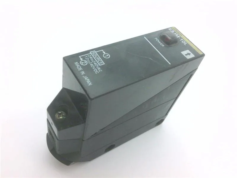 Omron E3JM-10R4T-G — Photoelectric Sensors