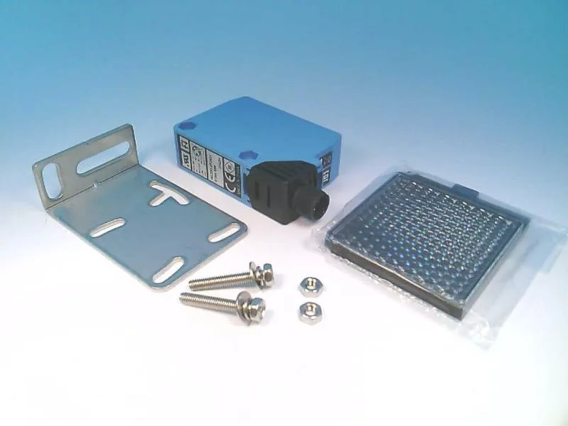SICK WL250-2P431 — Photoelectric Sensors (image 2)