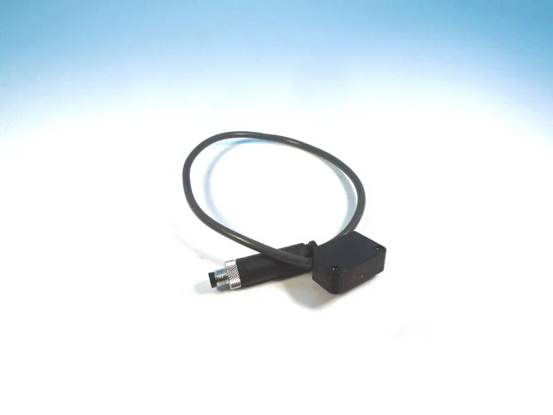 Omron E3Z-R81-J0-SRW-M3 — Photoelectric Sensors (image 2)