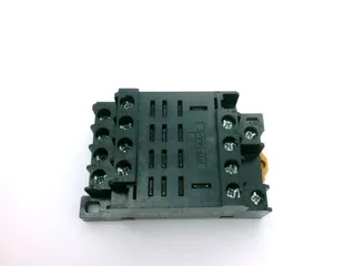 Omron PTF14A-E — Fuses & Fuse Holders (image 2)