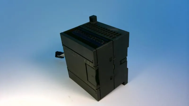 Siemens 6ES7223-1PH20-0XA0 — PLC I/O & Expansion Modules (image 2)