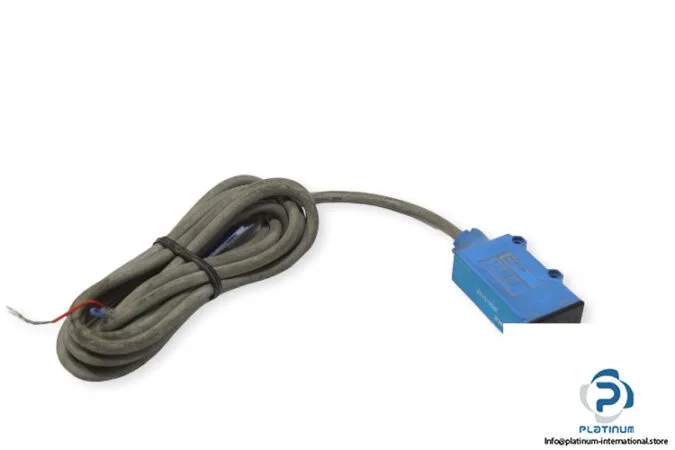 SICK WS6-D132 — Photoelectric Sensors (image 3)