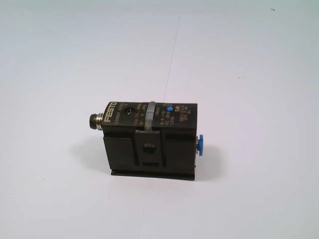 Festo SDE5-D10-O-Q4E-P-M8 — Differential Pressure Transmitters (image 4)