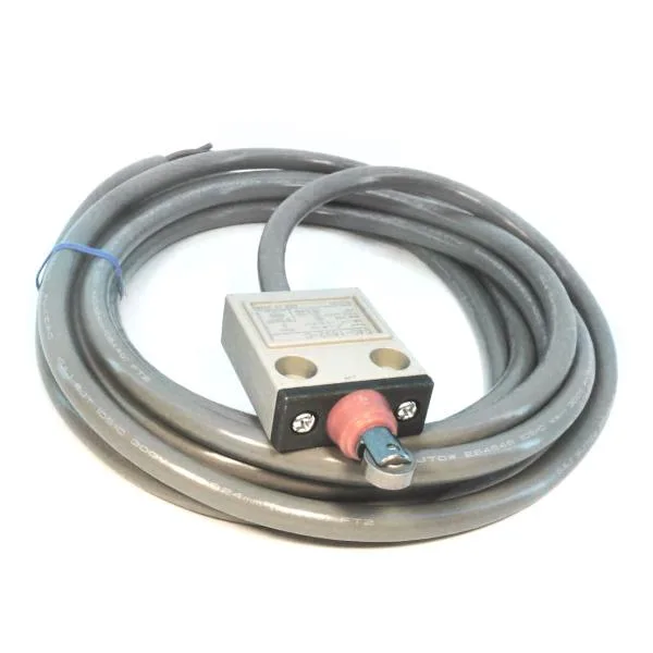 Omron D4C-1632-C — Limit Switches