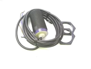 Schneider Electric XS4P30MB230 — Proximity Sensors