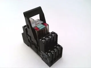 Siemens LZS:PT5A5R24 — General Purpose Relays (image 3)