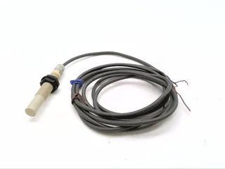 Omron E2K-X4ME2 — Proximity Sensors