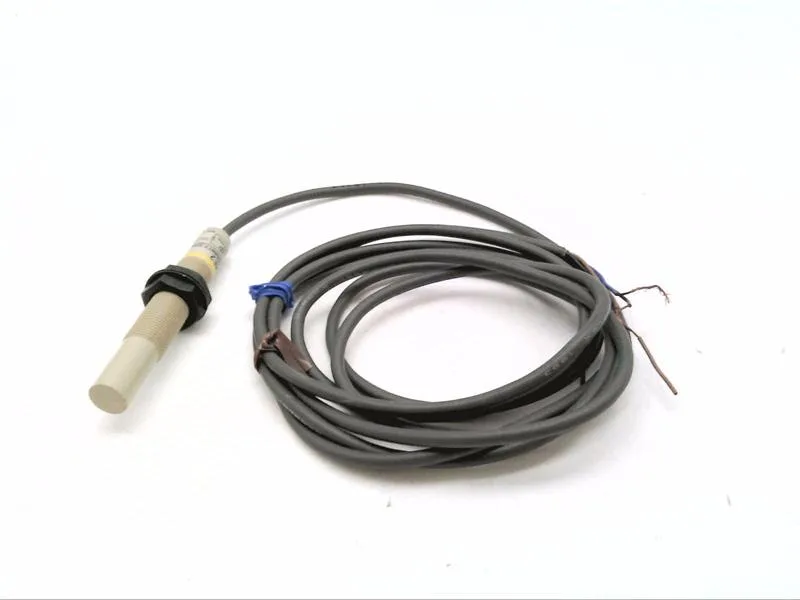 Omron E2K-X4ME2 — Proximity Sensors