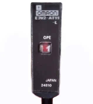 Omron E3V2AT11-L — Photoelectric Sensors