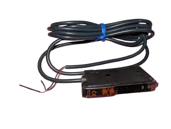 Omron E3X-SD41 — Photoelectric Sensors (image 3)