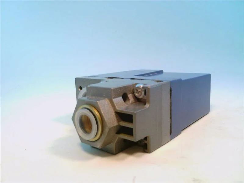 Schneider Electric XMLB300D2S13 — Pressure Sensors (image 4)