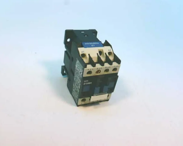 Schneider Electric LC1D12004B7 — Contactors (image 4)