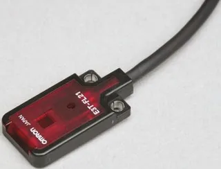 Omron E3T-FL21 2M