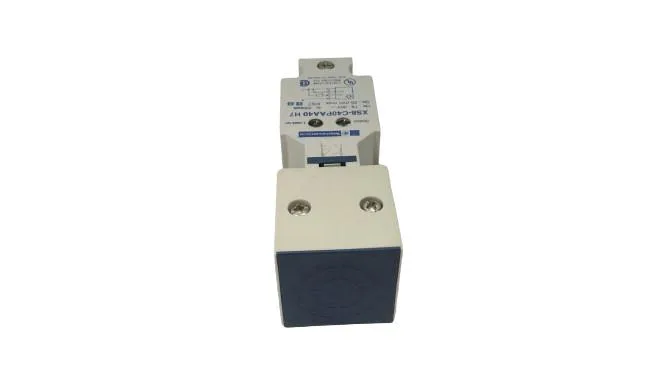 Schneider Electric XS8-C40PAA40 — Proximity Sensors (image 3)