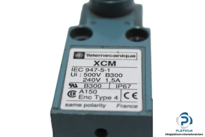 Schneider Electric XCM-A115 — Limit Switches (image 4)