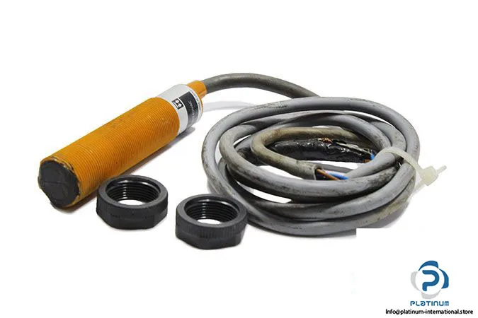 Omron E3F-R2Z2 — Photoelectric Sensors (image 4)