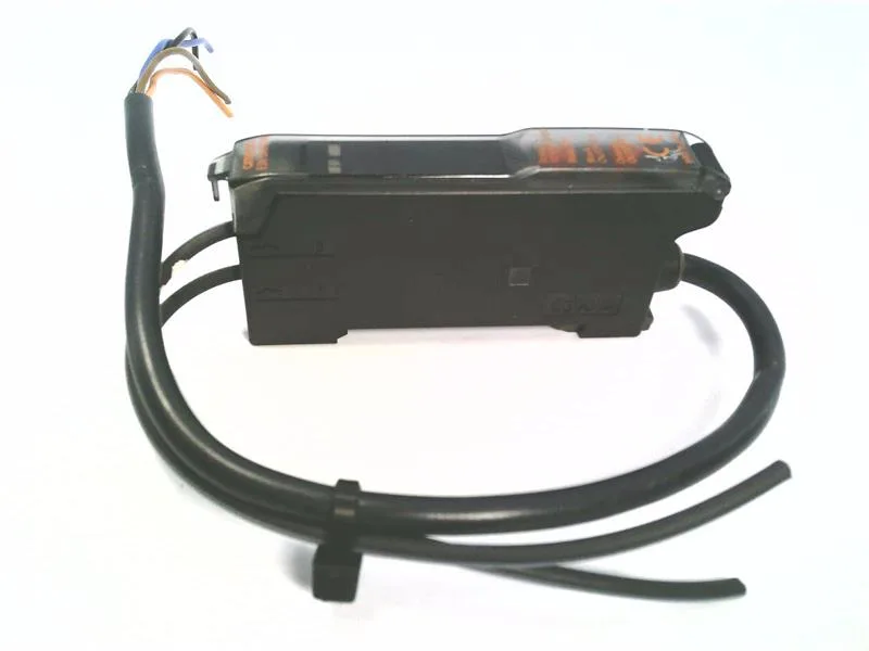 Omron E3X-DA11TW — Photoelectric Sensors (image 2)