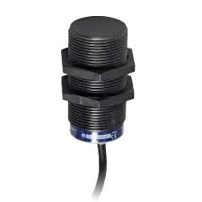 Schneider Electric XS4P30PA340 — Proximity Sensors (image 3)