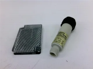 Omron E3F2-R4B4-P1 — Photoelectric Sensors (image 3)