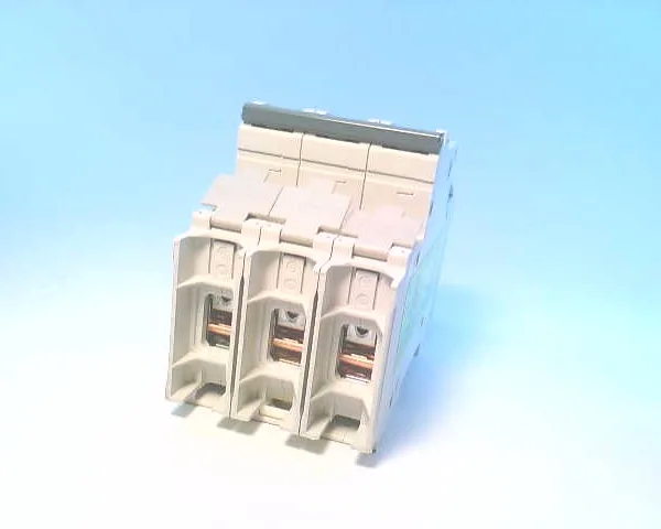 Siemens 5SJ4325-7HG41 — 3-Pole MCB (DIN Rail) (image 2)