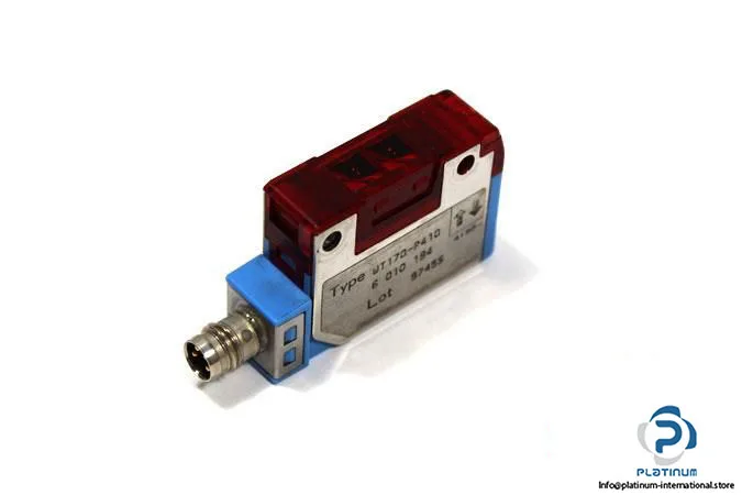SICK WT170-P410 — Photoelectric Sensors (image 3)