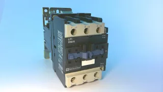 Schneider Electric LP1-D5011BW — Contactors