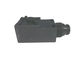Omron E3JU-XRM4T-MN1 — Photoelectric Sensors (image 2)
