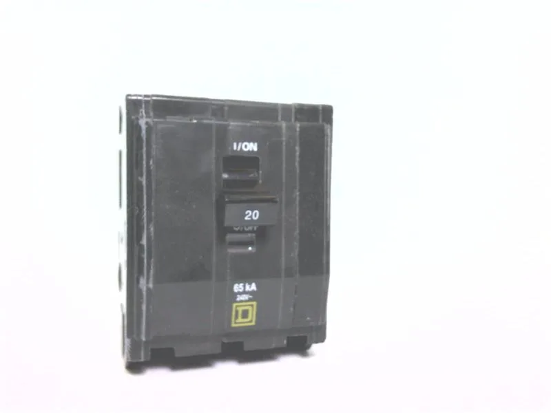 Schneider Electric QH320 (image 3)